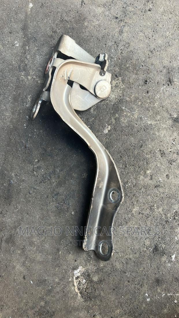 Toyota Alphard 2009 Bonnet Hinge - thumbnail 2