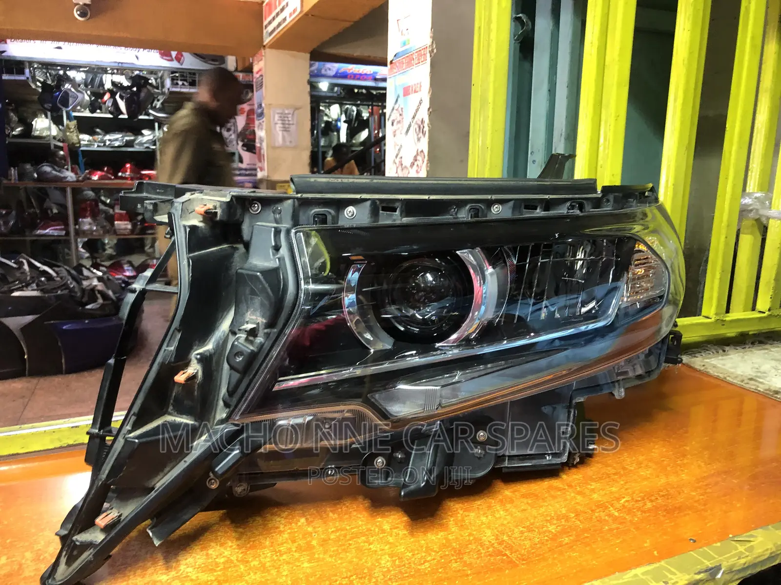 Toyota Prado 165 Xenon Headlight