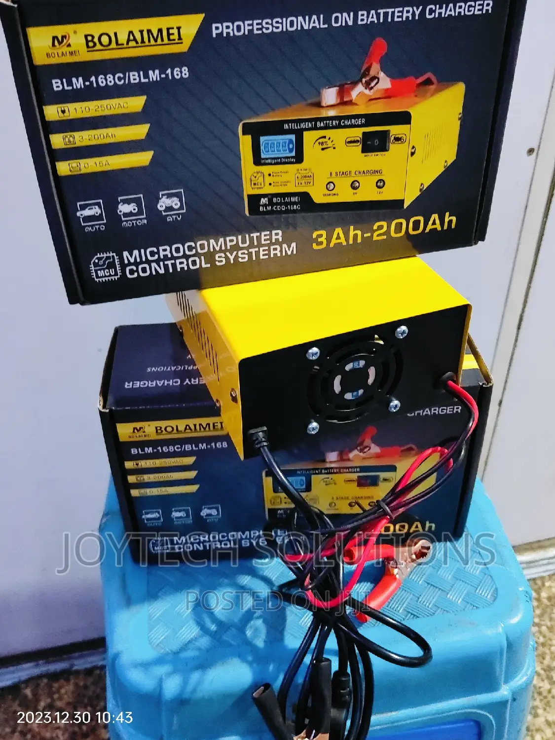 0-15a Adjustable Automatic Battery Charging Machine 12/24v