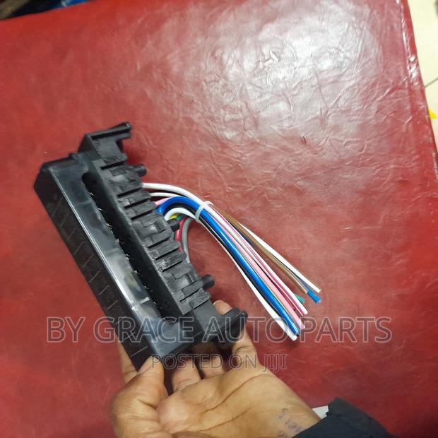 Fuse Box/Fuse Holder. - thumbnail 2