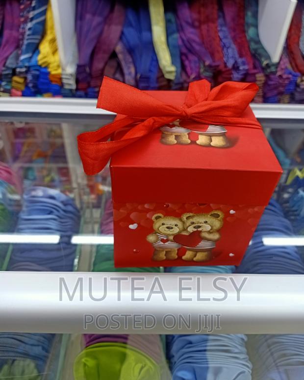 White Pink,Red Black Min Gift Boxes. - thumbnail 4