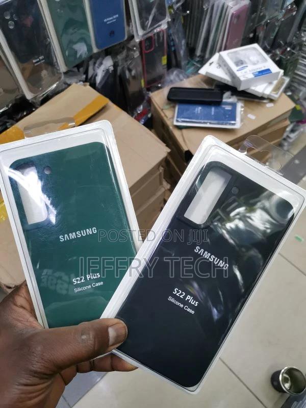 Liquid Silicone Samsung S22 Plus Case Green - main view