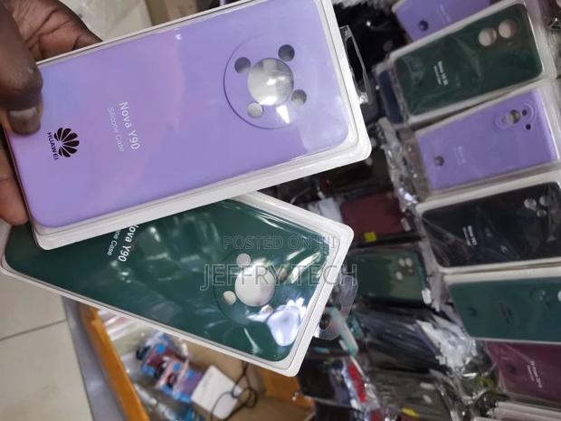 Huawei Nova Y90 Case - Soft Flex - Black /Purple - main view