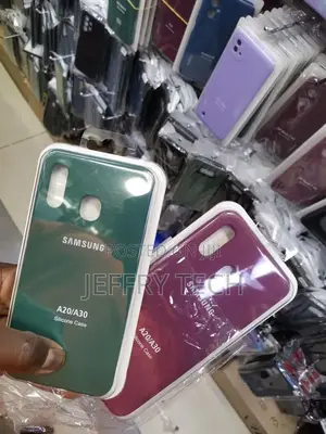 Silicone Cover Case Samsung Galaxy A20/A30 Green/Black
