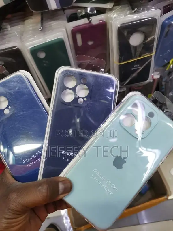 Silicone iPhone 13 Pro Case Blue Steel