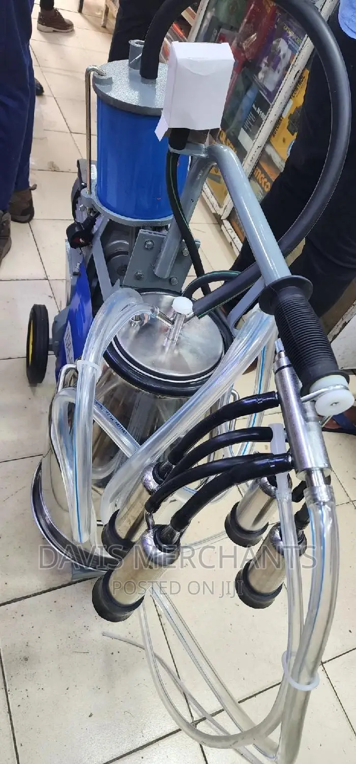 Milking Machine With 20L Basket 4 Nips