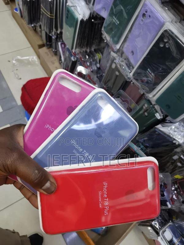 Red Original Silicone Case for Apple iPhone 7/8 Plus - thumbnail 3