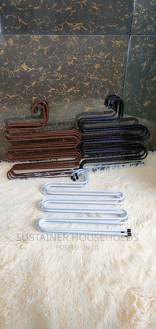 New In Multiple Trouser Hangers **High Quality