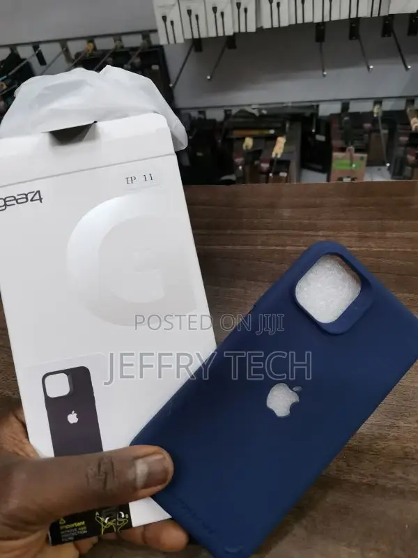 Gear4 ZAGG Rio Snap Case Apple iPhone 11 D30 Drop Protection