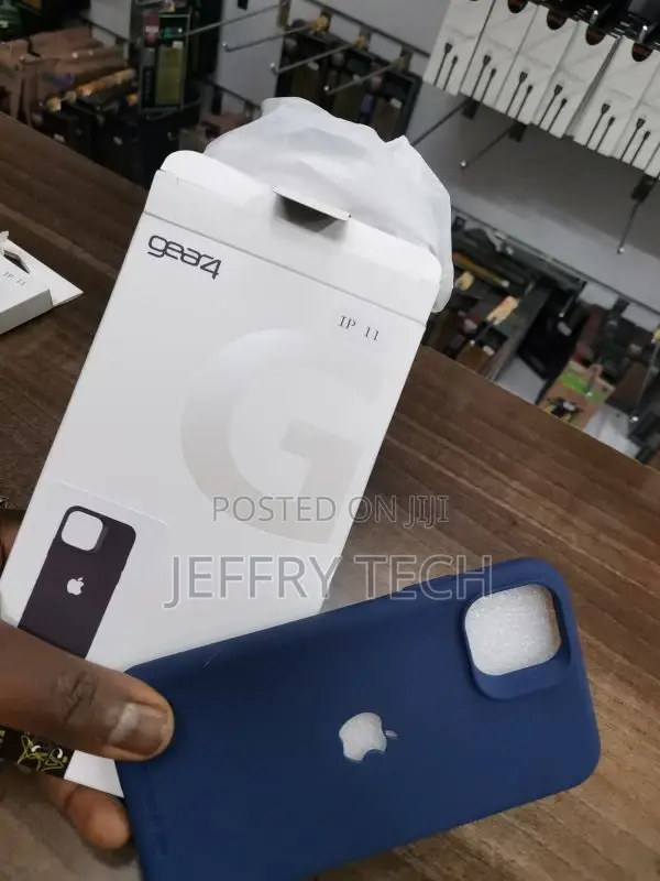 Gear4 ZAGG Rio Snap Case Apple iPhone 11 D30 Drop Protection