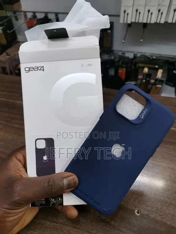 GEAR4 Rio iPhone 11 Pro Case - Blue