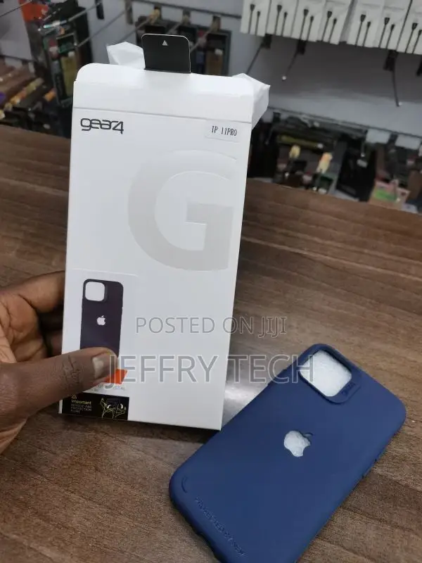 Gear4 Rio Case for iPhone 11 Pro - Blue