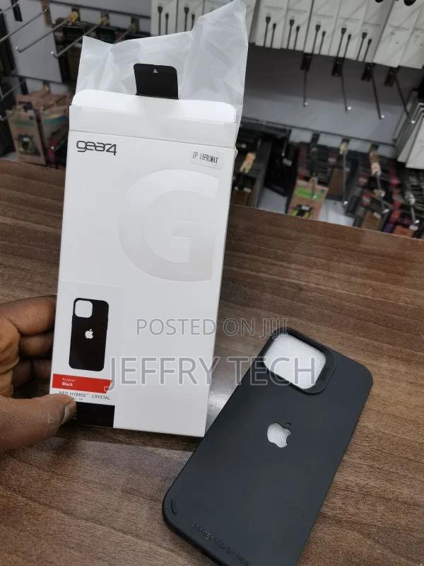 iPhone 15 PRO MAX Gear4 D3O Rio Snap Case - Black - thumbnail 4