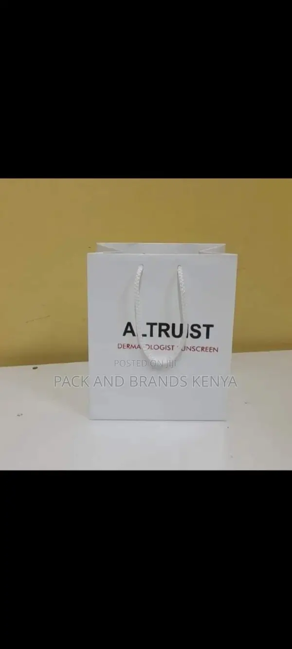 White Gift Packing Bags