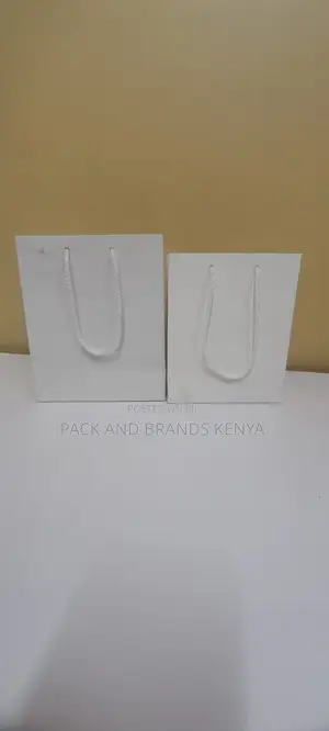White Gift Packing Bags