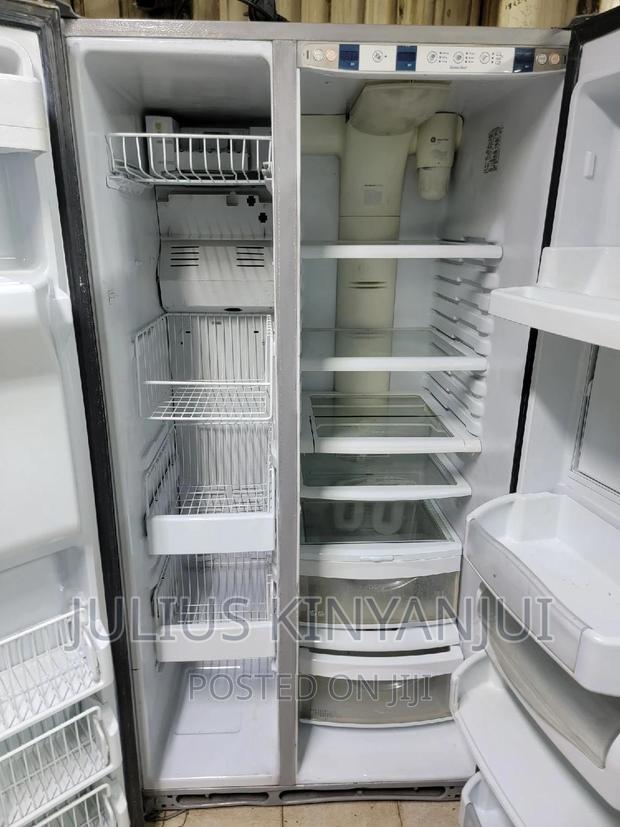 Side by Side Refrigerator - thumbnail 2