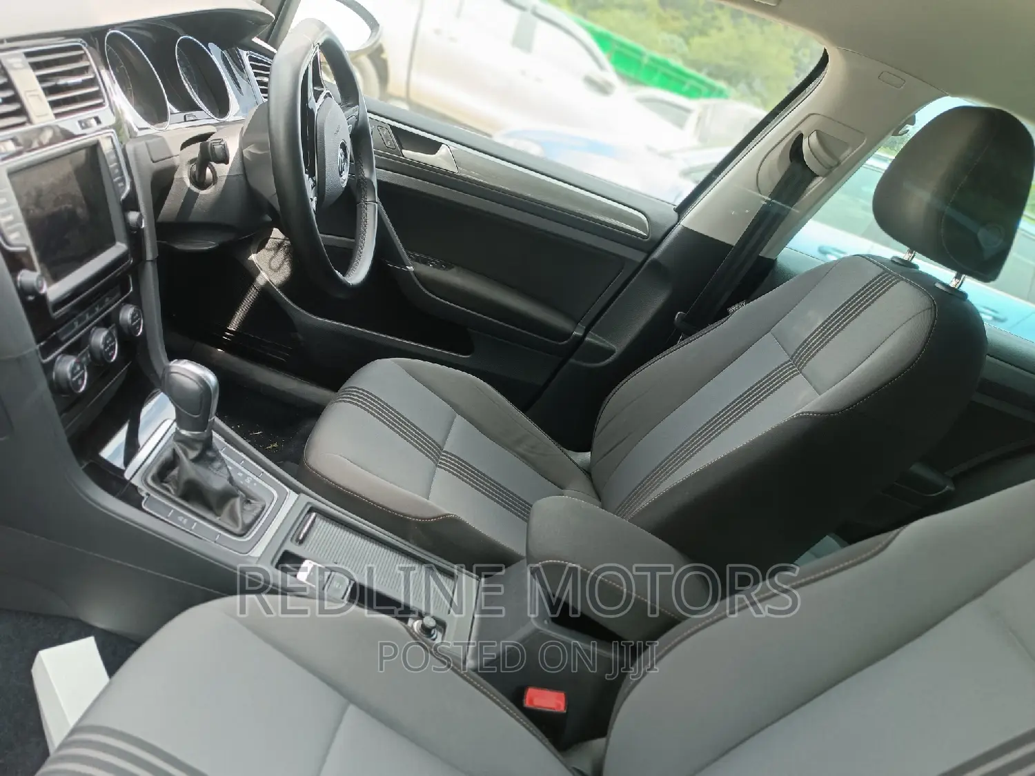 Volkswagen Golf TSI SE 4-Door FWD 2016 Black