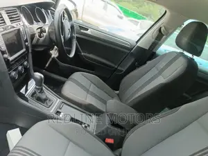 Volkswagen Golf TSI SE 4-Door FWD 2016 Black