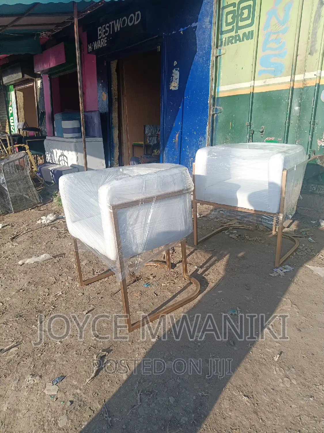 Styling Chair, White Colour.