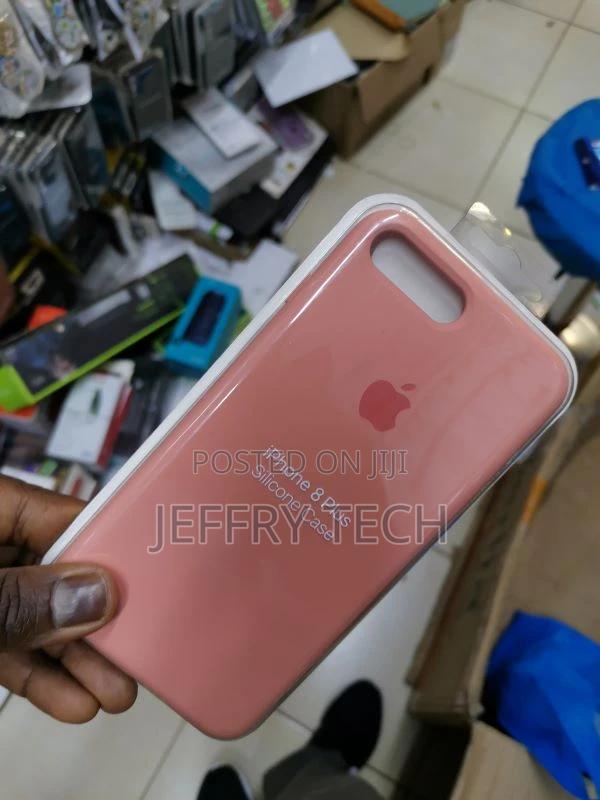 iPhone 8 Plus / 7 Plus Silicone Orange Case - thumbnail 3