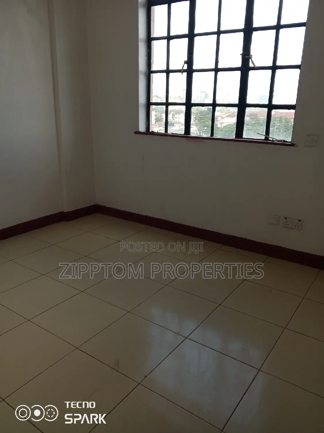 3bdrm Apartment in Mbagathi Way for rent