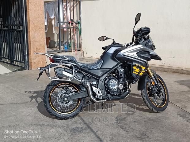 New Motorcycle 2023 Silver - thumbnail 3