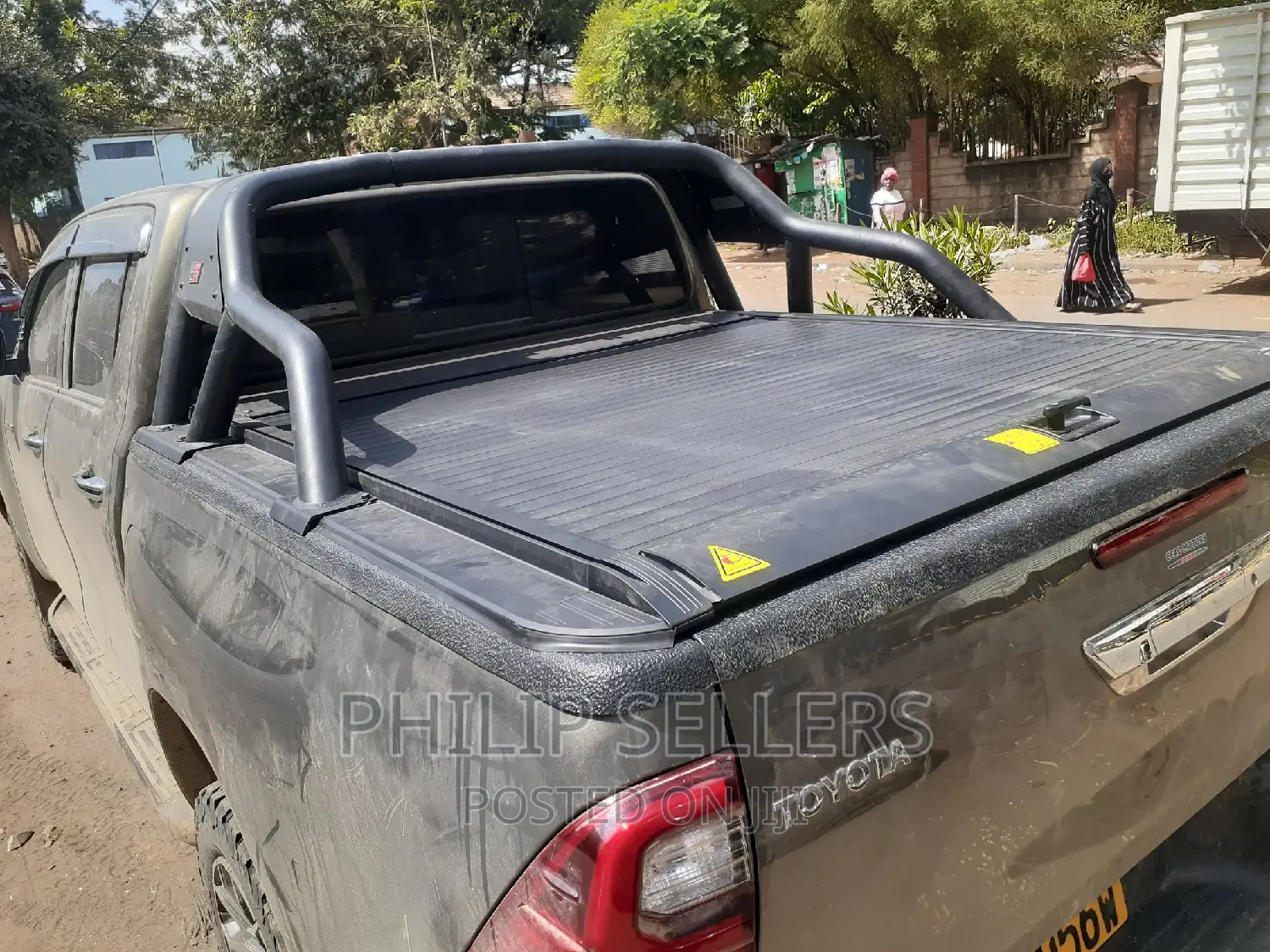 Nstalled on This Toyota Hilux Sportech Manual Rollerl