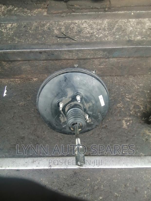 Toyota Hiace 7l Complete Booster With Master Cylinder