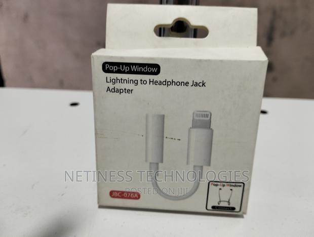 Lightning to Headphone Jack Adapter - main view