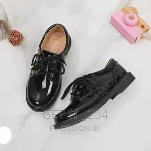 Unisex High-Quality Black Patent Leather Shoes