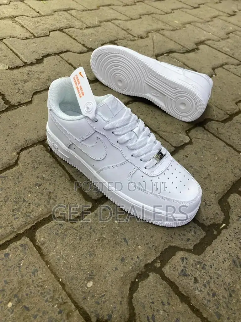 Airforce 1 White (Maziwa)