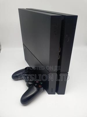Playstation 4 Standard With One Controller - thumbnail 2