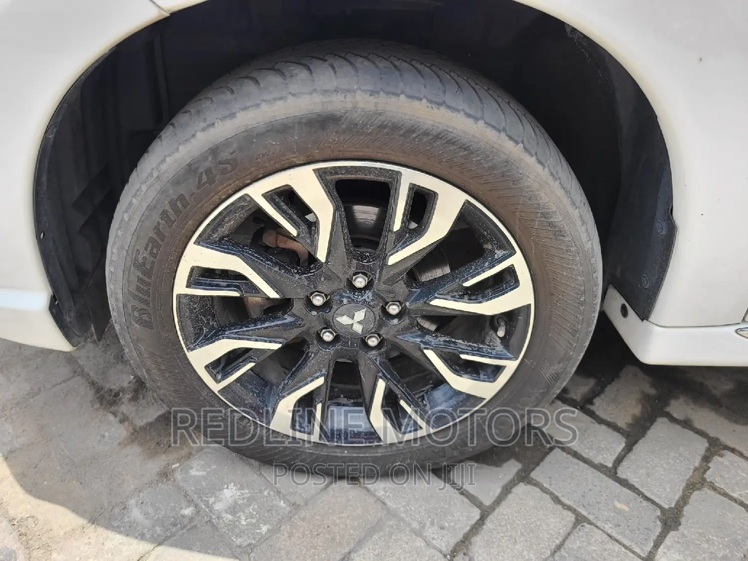 Mitsubishi Outlander 2.0 PHEV AWD 2016 Pearl