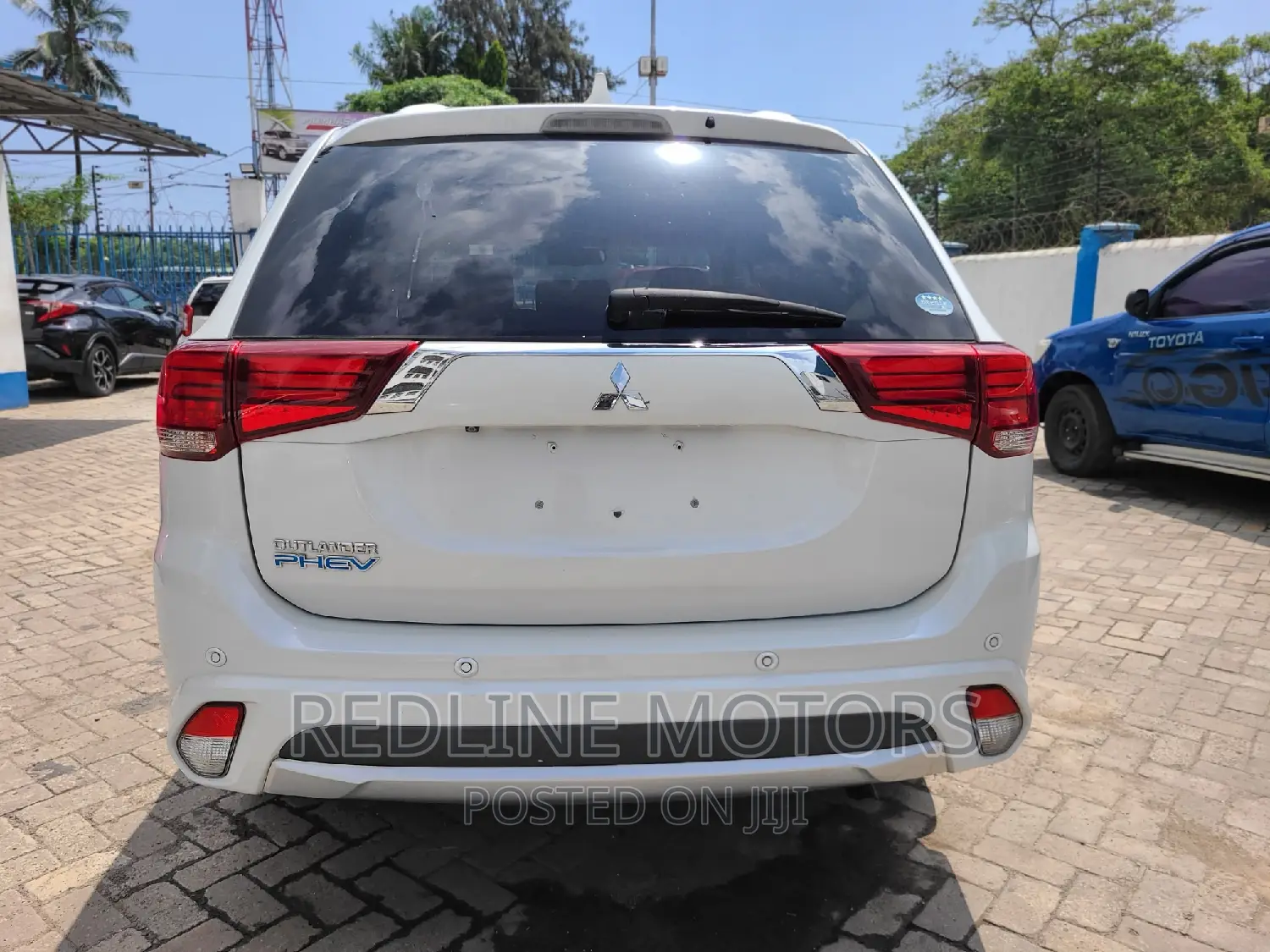 Mitsubishi Outlander 2.0 PHEV AWD 2016 Pearl