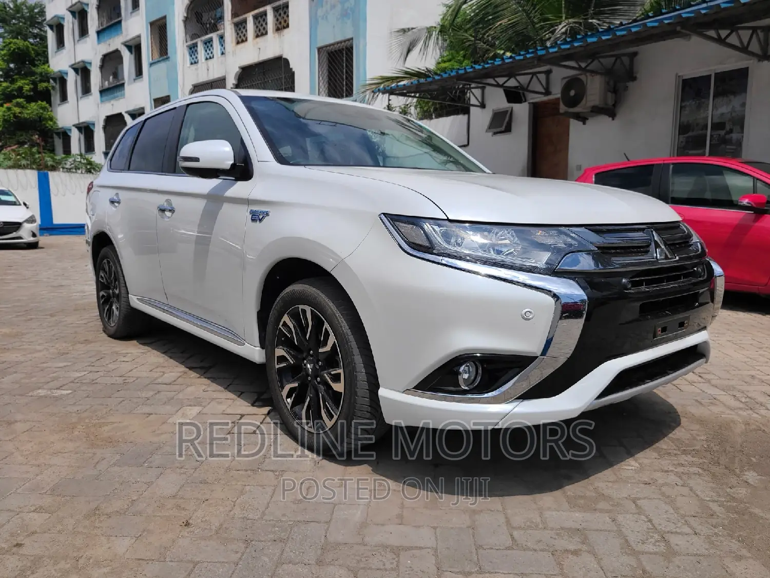 Mitsubishi Outlander 2.0 PHEV AWD 2016 Pearl