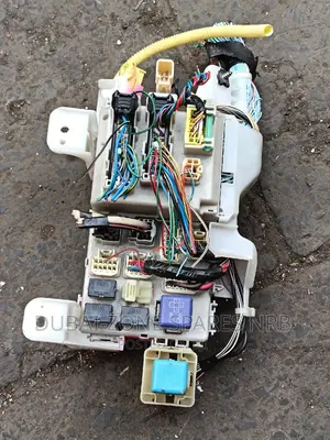 Corolla Fielder, Nze Dash Board Fuse Box Available Now.