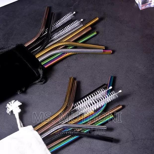 STAINLESS STEEL REUSABLE STRAWS* (8 Straws +2 Brushes +Pouch