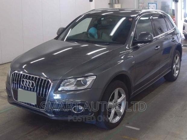 Audi Q5 2017 Gray - thumbnail 2