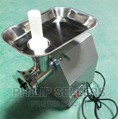 Commercial Electric Butchers Meat Grinder / Meat Mincer