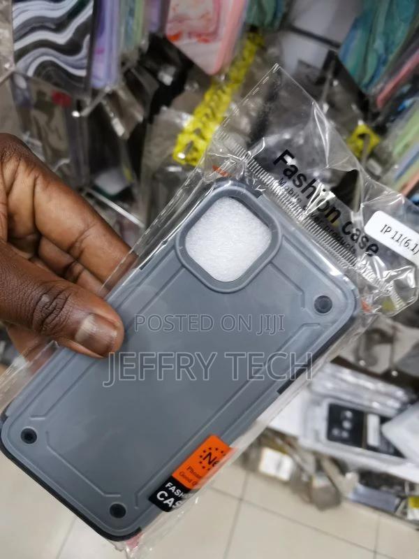 Shockproof iPhone 11 Case Cover Heavy Duty With Stand Apple - thumbnail 3