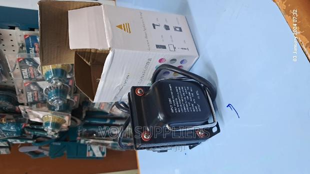 220v/240v- 110/120v Step Up and Step Down Transformer . - thumbnail 3