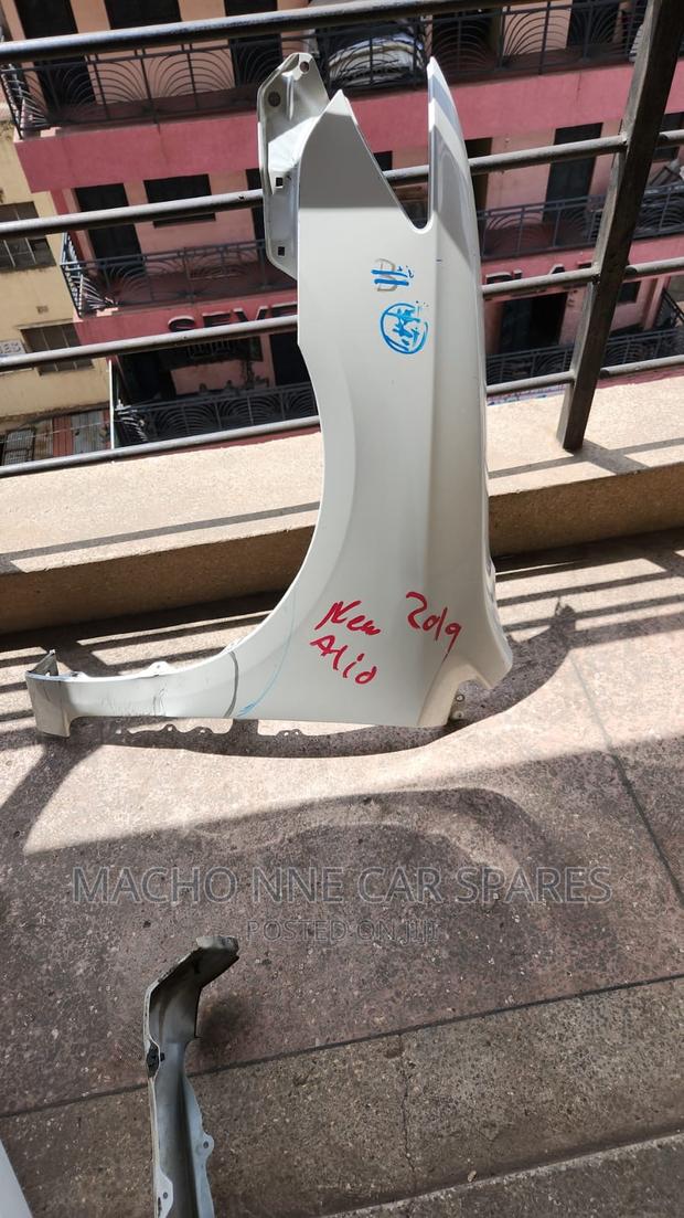 Toyota Premio 275 Fender/Wing - main view