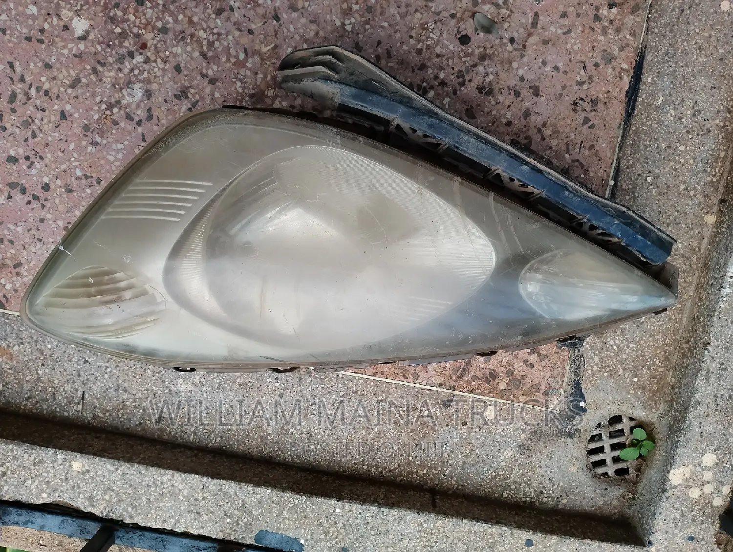 Honda Fit 2009 Non-Xenon Headlight