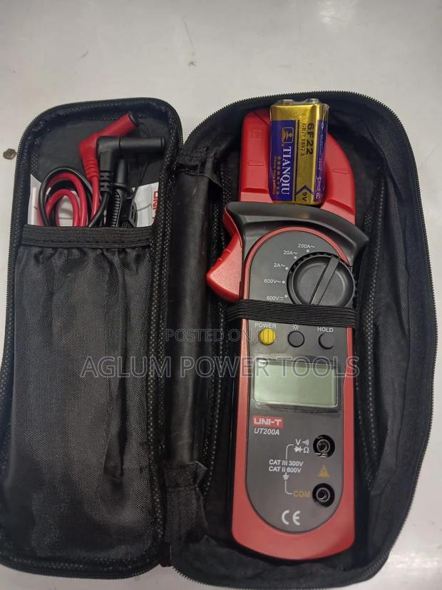 Uni-T Clamp Meter 200A - main view