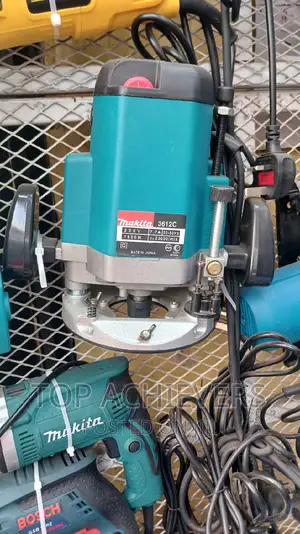 Makita Wood Router 1600w