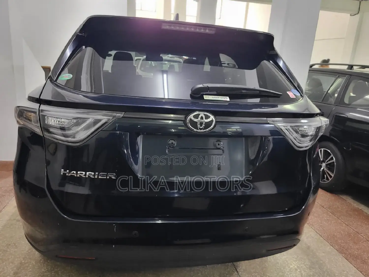 Toyota Harrier 2.0 4WD 2016 Blue
