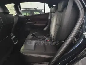 Toyota Harrier 2.0 4WD 2016 Blue