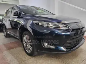 Toyota Harrier 2.0 4WD 2016 Blue