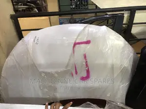 Honda Vezel 2012 Bonnet