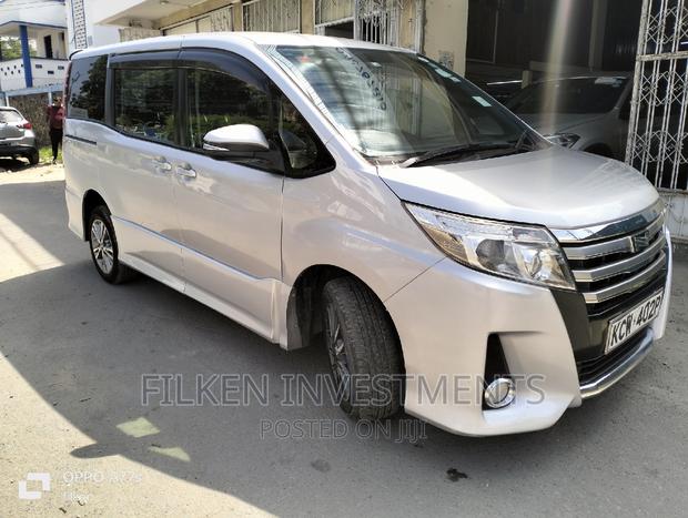 Toyota Voxy 2014 Silver - thumbnail 7